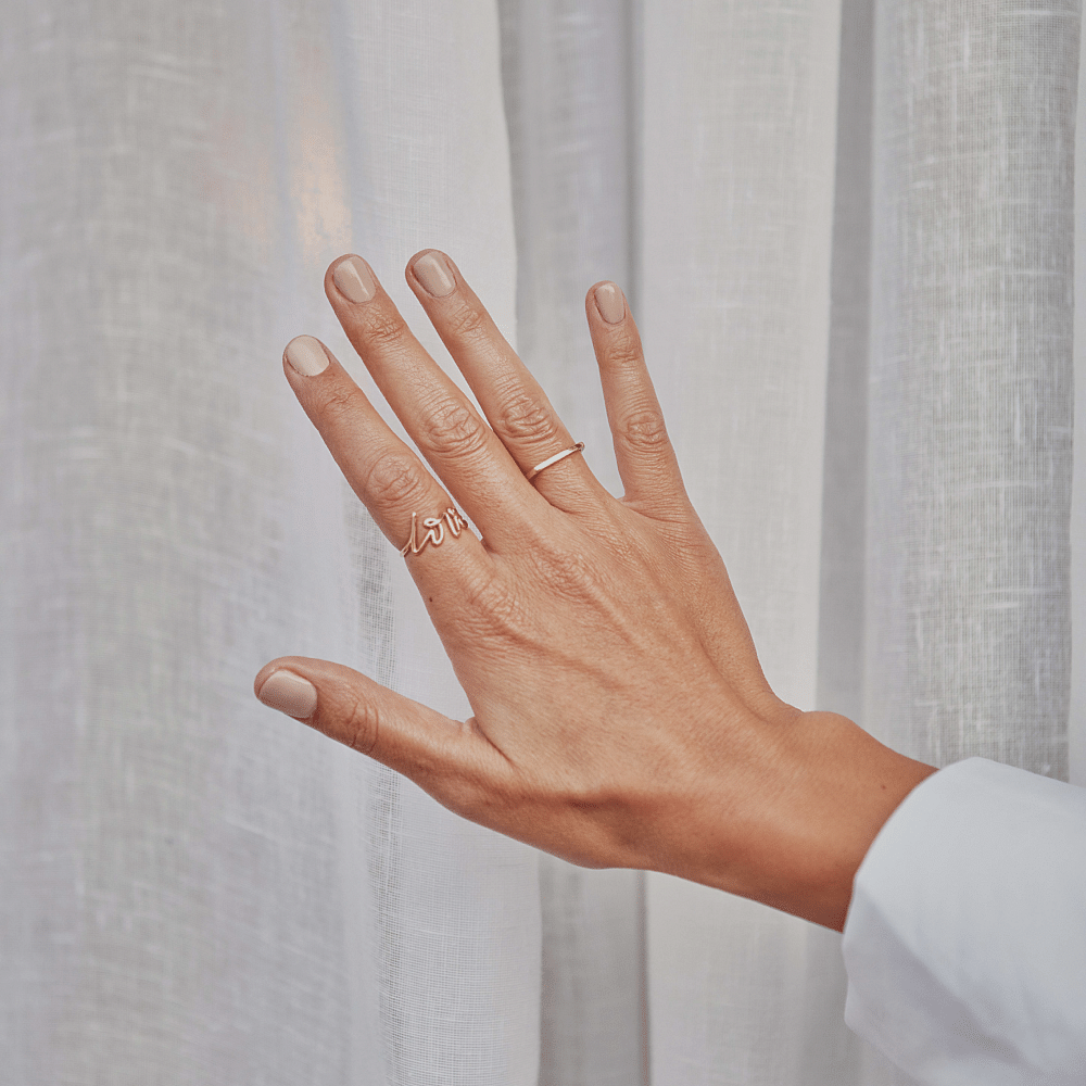 on-the-glow-Nails